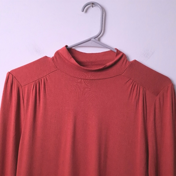 F21 Contemporary Mock Neck Long Sleeve Knit Top Rust Women's M - Picture 2 of 13